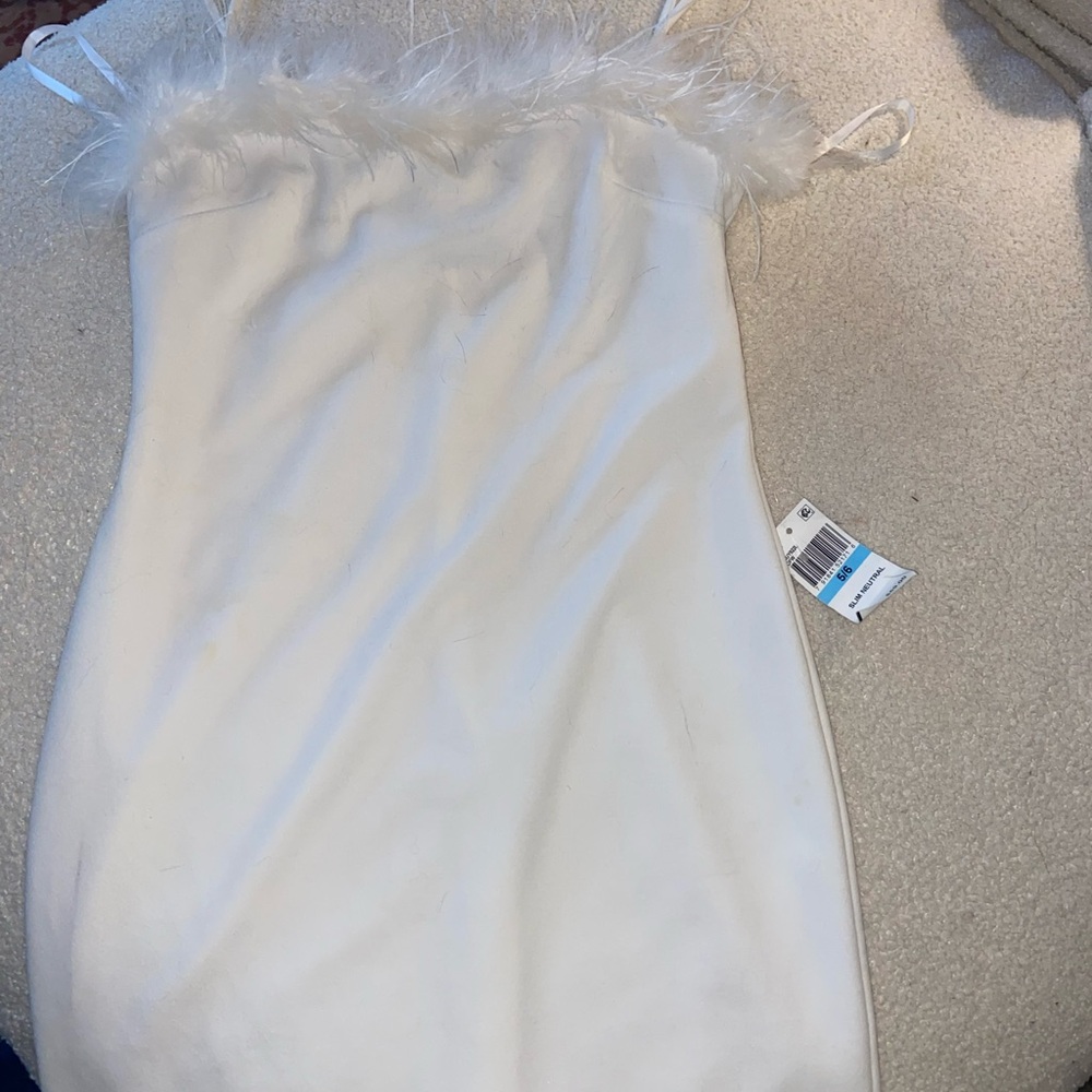 Elegant White Feather Trim Dress